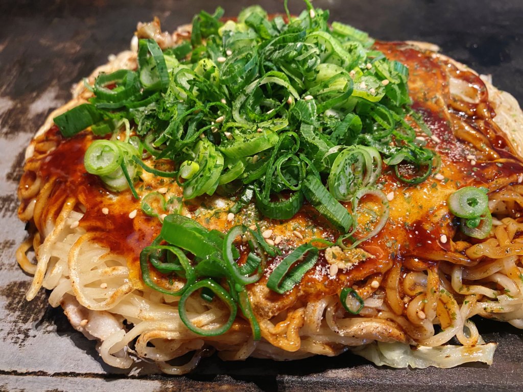 広島焼 鉄板焼き 遊歩 久屋大通で九条ネギお好み焼きランチ